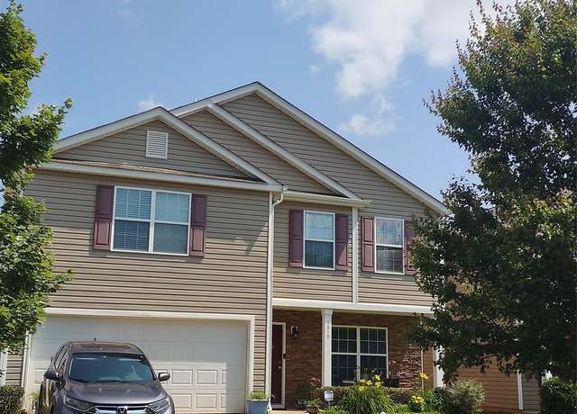 Property at 1818 Windy Willow Ln, Dallas, NC 28034, 4 beds, 2.5 baths