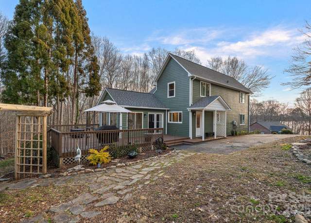 Property at 1665 Sherwood Ct, Sherrills Ford, NC 28673, 3 beds, 2 baths