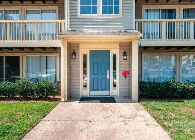 Property at 1614 Arlyn Cir, Charlotte, NC 28213, 3 beds, 2 baths