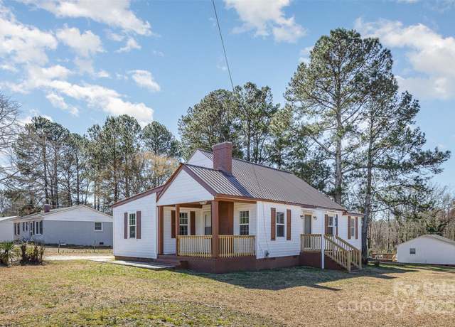 Property at 15 Gumtree St, Wadesboro, NC 28170, 3 beds, 2 baths