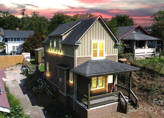 Property at 26 Mount Clare Ave, Asheville, NC 28801, 2 beds, 2 baths