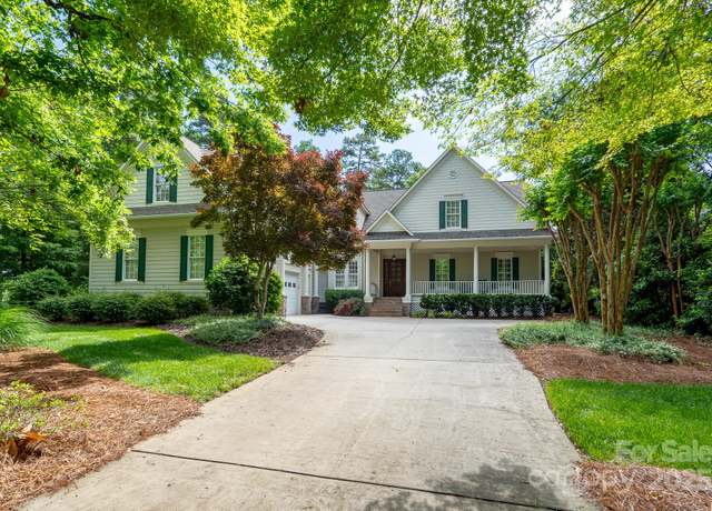 Property at 154 Patterson's Bridge None, New London, NC 28127, 4 beds, 4.5 baths