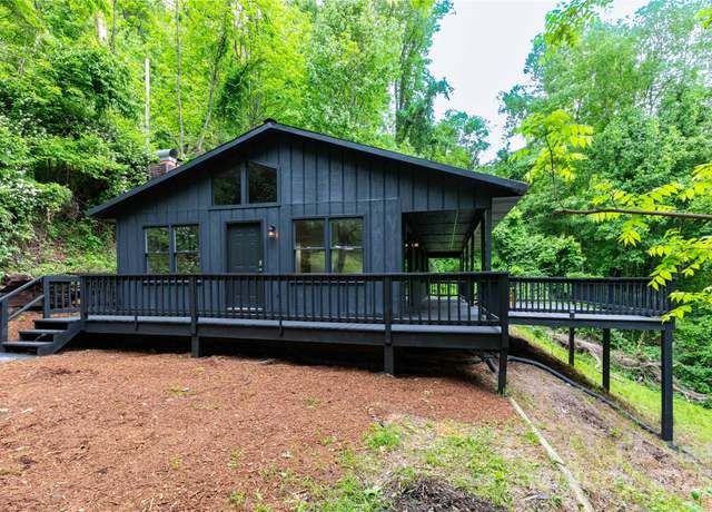 Property at 214 Hidden Creek Ln, Burnsville, NC 28714, 2 beds, 2 baths