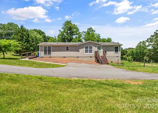 Property at 1730 Woodbend Ln, Conover, NC 28613, 3 beds, 2 baths