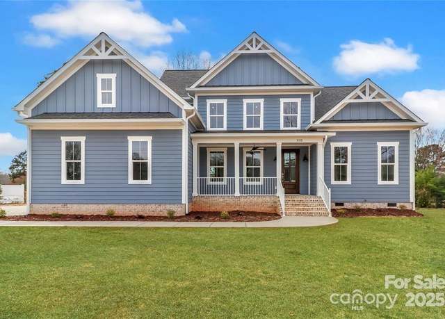 Property at 332 Canvasback Rd, Mooresville, NC 28117, 4 beds, 3 baths