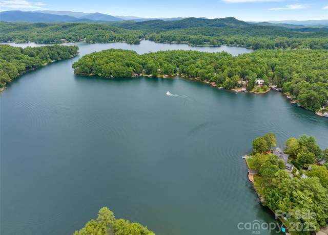 Property at 562 West Club Blvd, Lake Toxaway, NC 28747, 4 beds, 6.5 baths