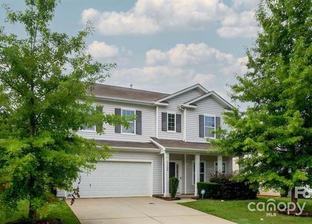Property at 11109 Pond Valley Ct, Charlotte, NC 28269, 4 beds, 3.5 baths