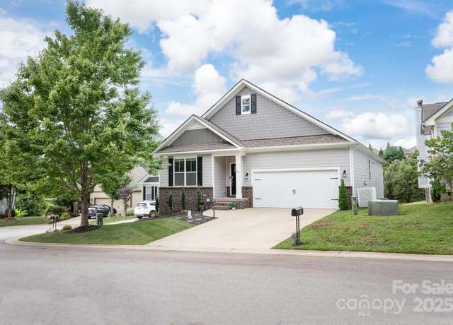 Property at 45 Dreambird Dr, Leicester, NC 28748, 3 beds, 2 baths