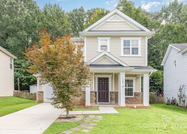 Property at 5009 Manchineel Ln, Monroe, NC 28110, 3 beds, 2.5 baths