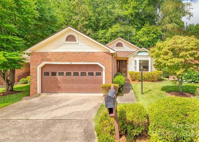 Property at 124 Exeter Ct, Hendersonville, NC 28791, 2 beds, 2 baths