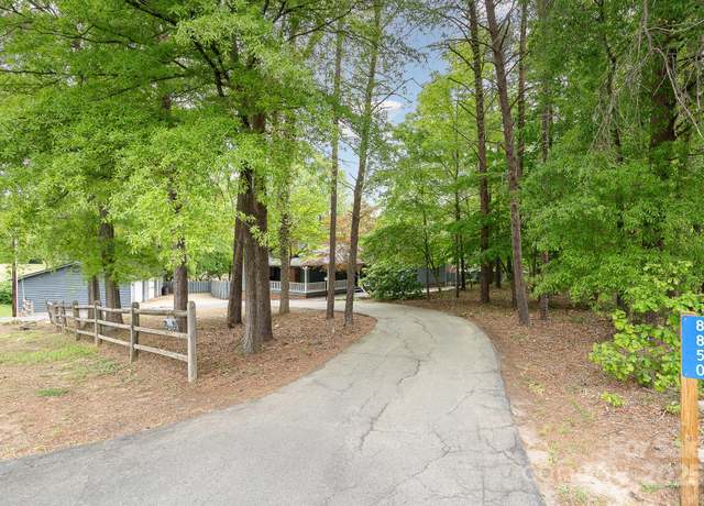 Property at 8850 Hills Dell Dr, Concord, NC 28027, 3 beds, 2 baths