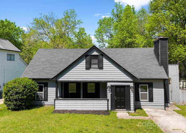Property at 7905 Quail Field Dr, Charlotte, NC 28227, 4 beds, 3 baths