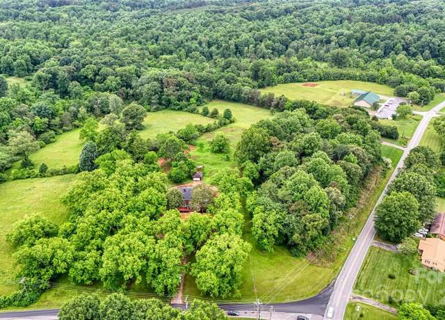 Property at 1783 Radio Station Rd, Newton, NC 28658, 5 beds, 3 baths