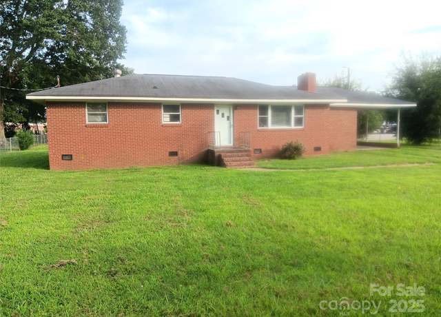 Property at 2 Mimosa St, Belmont, NC 28012, 3 beds, 1 bath