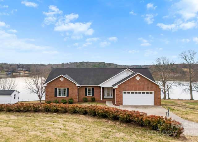 Property at 225 Kirkpatrick Rd, Taylorsville, NC 28681, 3 beds, 4 baths