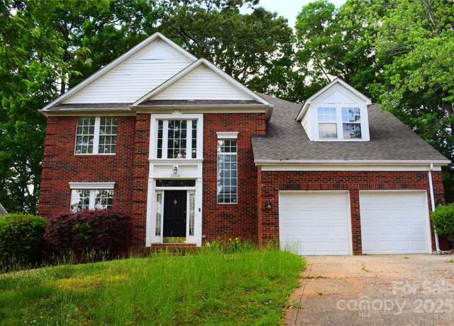 Property at 2608 Yarrow Rd, Charlotte, NC 28213, 4 beds, 3 baths