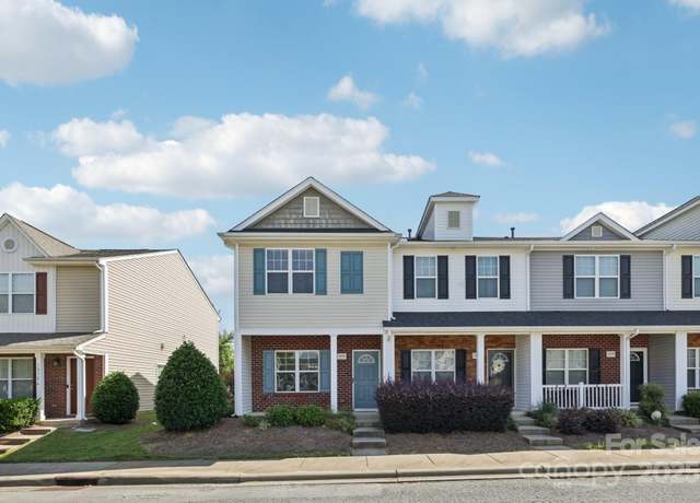 Property at 12720 Livengood Ln, Charlotte, NC 28269, 3 beds, 2.5 baths