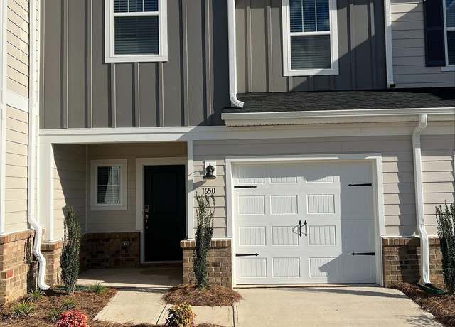 Property at 1650 Village Grove Ln, Monroe, NC 28110, 3 beds, 2.5 baths