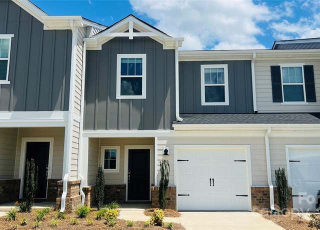 Property at 1650 Village Grove Ln, Monroe, NC 28110, 3 beds, 2.5 baths