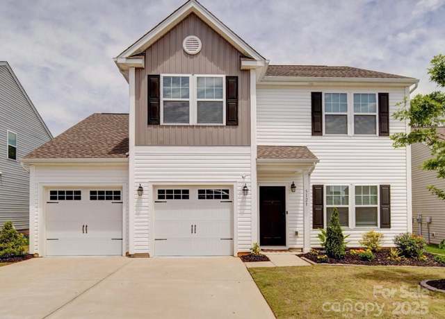 Property at 5121 Arbordale Way, Mount Holly, NC 28120, 4 beds, 3.5 baths