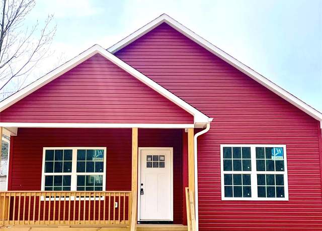Property at 208 Nottingham Dr, York, SC 29745, 3 beds, 2 baths