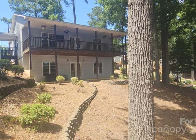 Property at 604 Fairway Shores Rd, Mount Gilead, NC 27306, 2 beds, 2.5 baths