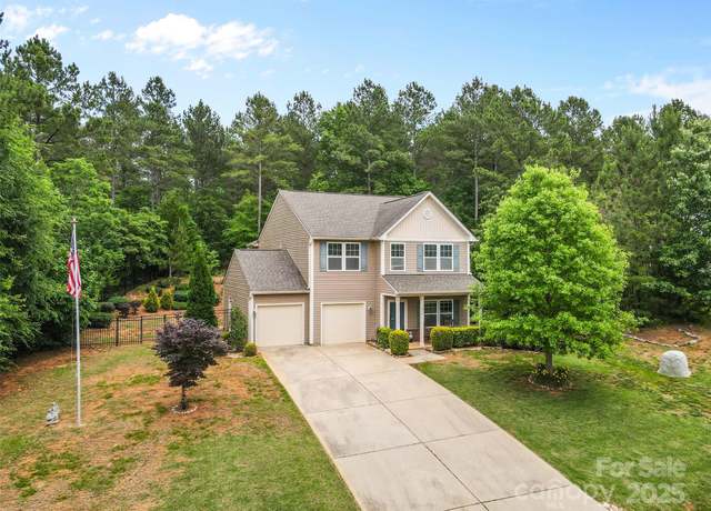 Property at 6010 Hawk View Rd, Waxhaw, NC 28173, 3 beds, 2.5 baths