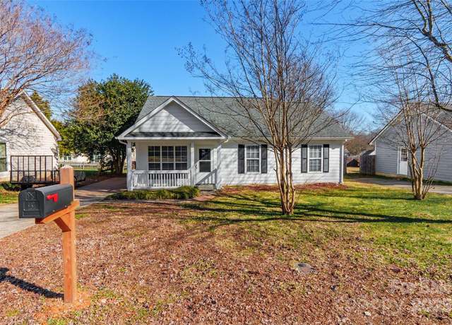 Property at 210 Lauren Dr, Indian Trail, NC 28079, 3 beds, 2 baths