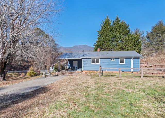 Property at 143 Lee St, Sylva, NC 28779, 2 beds, 1 bath