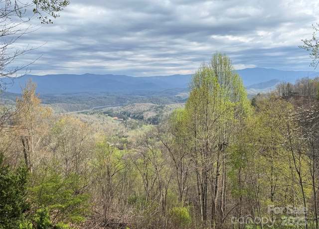 Property at 77 Ridge Dr, Bryson City, NC 28713, 1 bed, 1 bath