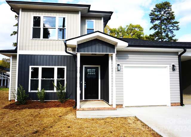 Property at 1024 W C St, Kannapolis, NC 28081, 3 beds, 2.5 baths