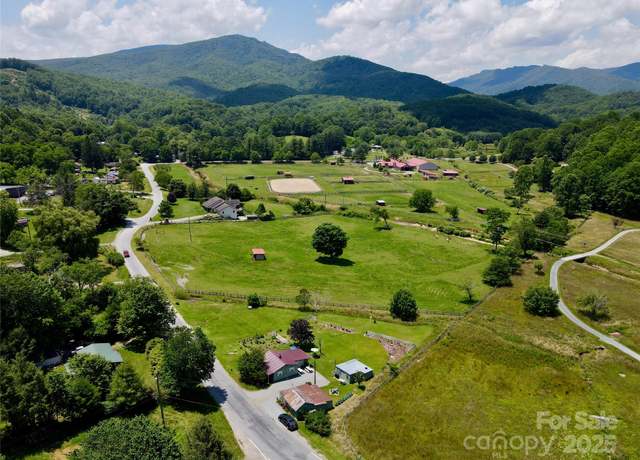 Property at 122 Church Hollow Rd, Boone, NC 28607, 2 beds, 1 bath