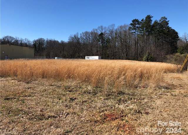 Property at 710 York Rd, Kings Mountain, NC 28086