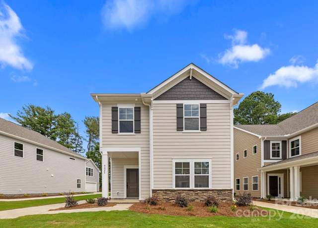 Property at 4025 Grommet Ct, Matthews, NC 28105, 4 beds, 3.5 baths