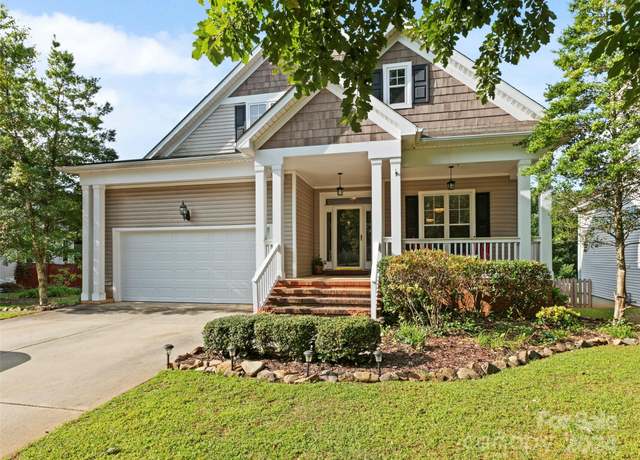 Property at 1336 Heathbrook Cir, Asheville, NC 28803, 5 beds, 2.5 baths
