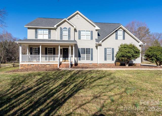 Property at 280 Bonaventure Dr, Salisbury, NC 28147, 4 beds, 2.5 baths