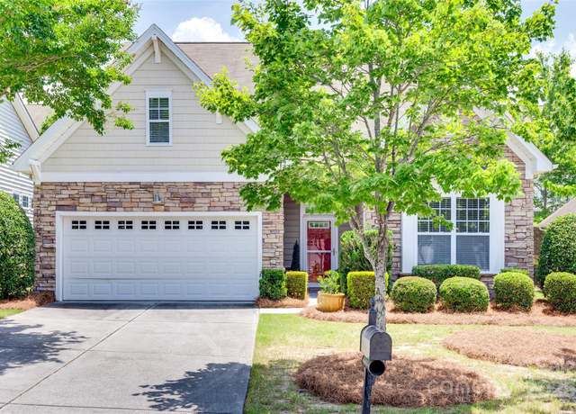 Property at 1033 Knob Creek Ln, Fort Mill, SC 29708, 3 beds, 3 baths