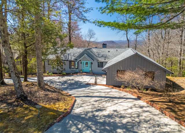 Property at 2600 Connestee Trl, Brevard, NC 28712, 3 beds, 3 baths