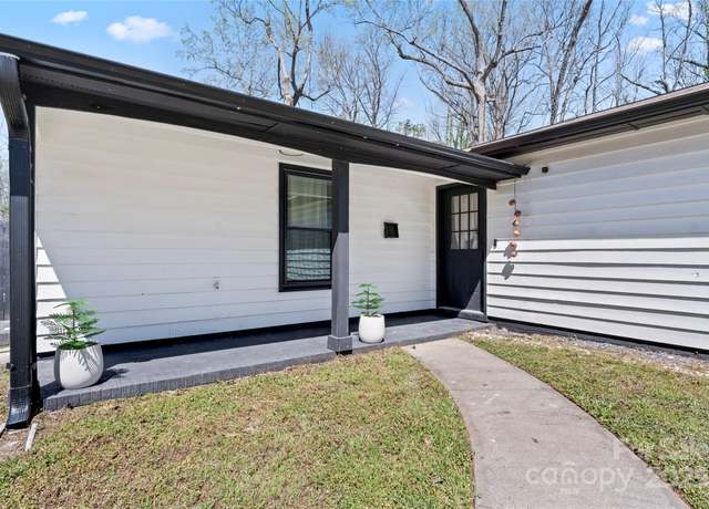 Property at 5501 Joyce Dr, Charlotte, NC 28215, 3 beds, 2 baths