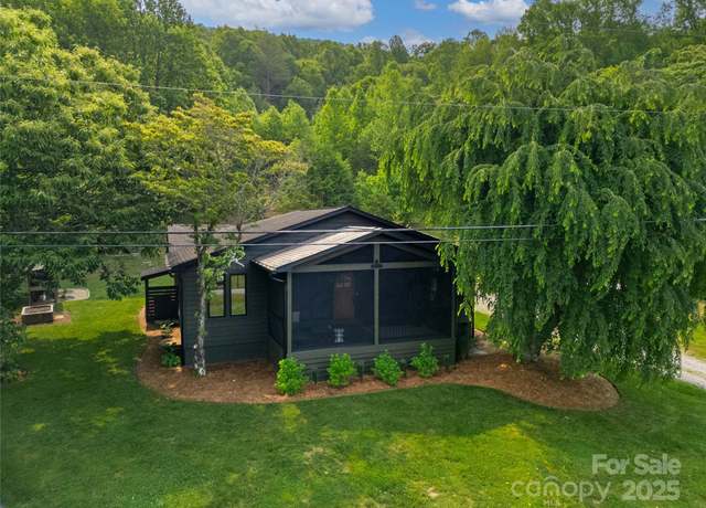 Property at 903 Middlefork Rd, Brevard, NC 28712, 2 beds, 2.5 baths