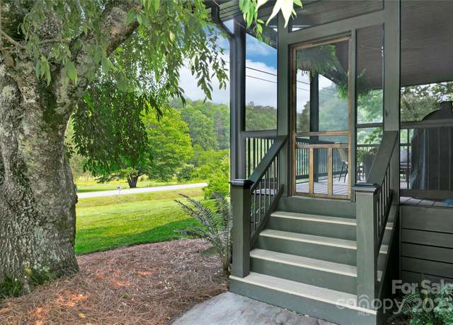 Property at 903 Middlefork Rd, Brevard, NC 28712, 2 beds, 2.5 baths