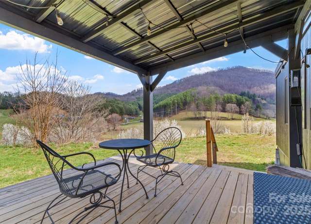 Property at 41 Hawks Ridge Est, Burnsville, NC 28714, 1 bath