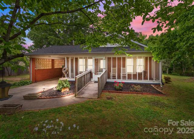 Property at 1233 E Cannon Ave, Albemarle, NC 28001, 3 beds, 1 bath