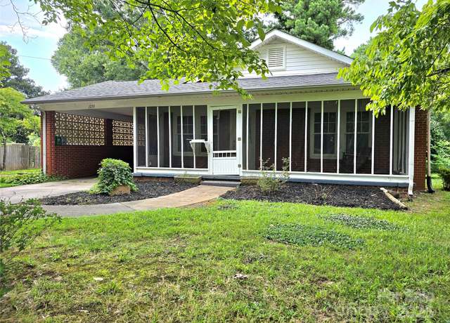 Property at 1233 E Cannon Ave, Albemarle, NC 28001, 3 beds, 1 bath