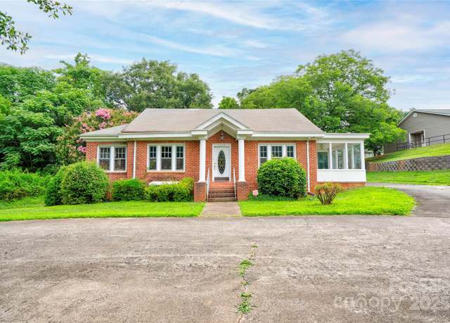 Property at 1407 E Marion St, Shelby, NC 28150, 3 beds, 1 bath