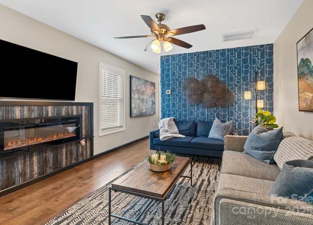 Property at 311 Jenna Clare Ln, Asheville, NC 28803, 3 beds, 3 baths