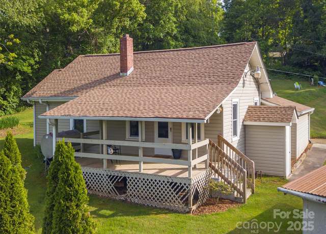 Property at 21 & 24 Betty Dr, Leicester, NC 28748, 2 beds, 1 bath