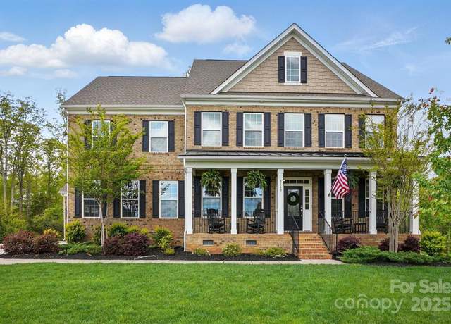 Property at 5140 Oak Grove Pl, Waxhaw, NC 28173, 5 beds, 5.5 baths