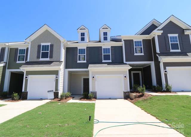 Property at 747 Lockhaven Dr NW, Concord, NC 28027, 3 beds, 2.5 baths
