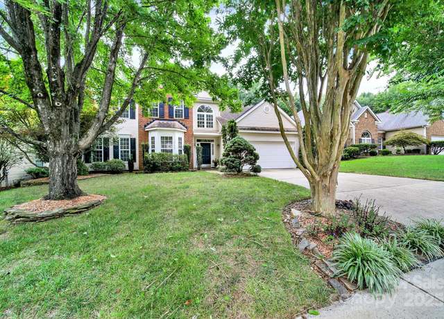 Property at 17444 Baldwin Hall Dr, Charlotte, NC 28277, 5 beds, 2.5 baths
